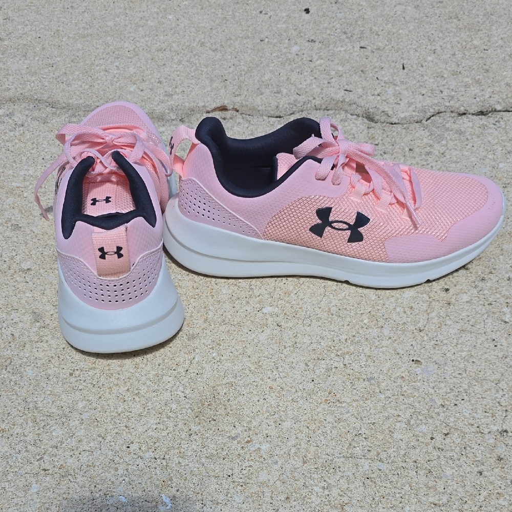 Under Armour Womens Sneakers in Pink and Black